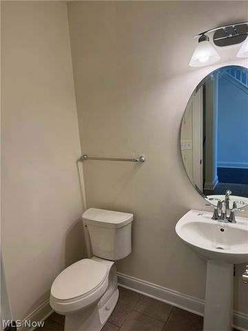1361 Slate Court, Cleveland Heights, OH 44118