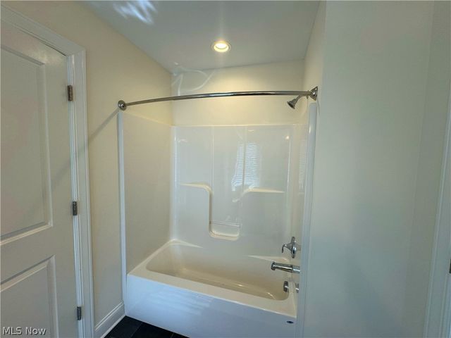 1361 Slate Court, Cleveland Heights, OH 44118