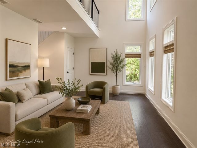1361 Slate Court, Cleveland Heights, OH 44118
