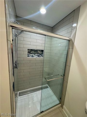 1361 Slate Court, Cleveland Heights, OH 44118