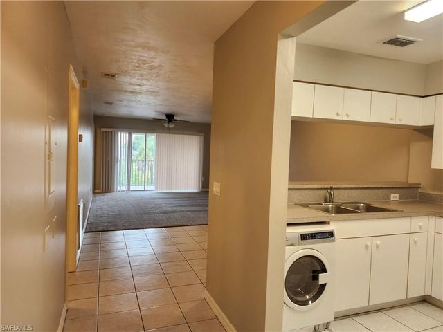 621 SW 47th TER 204, Cape Coral, FL 33914