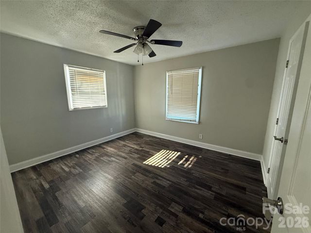 2213 Alma Court, Charlotte, NC 28206