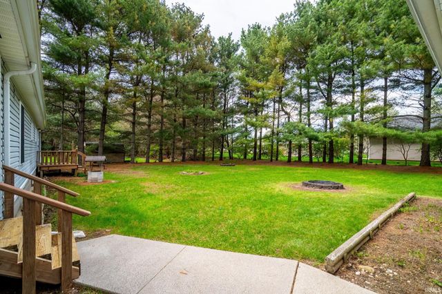 54 EMS D21c Lane, Syracuse, IN 46567