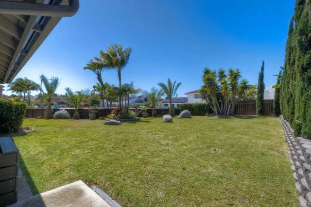 1665 Sandalwood Lane, Carlsbad, CA 92008