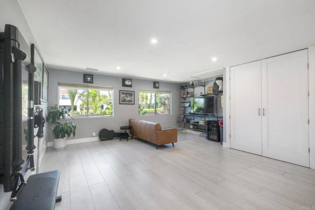 1665 Sandalwood Lane, Carlsbad, CA 92008