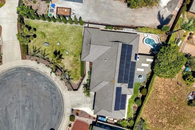 1665 Sandalwood Lane, Carlsbad, CA 92008