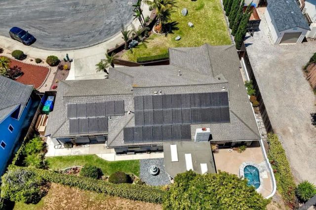 1665 Sandalwood Lane, Carlsbad, CA 92008