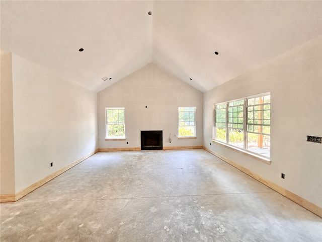24 Dumfries Circle, Bella Vista, AR 72715