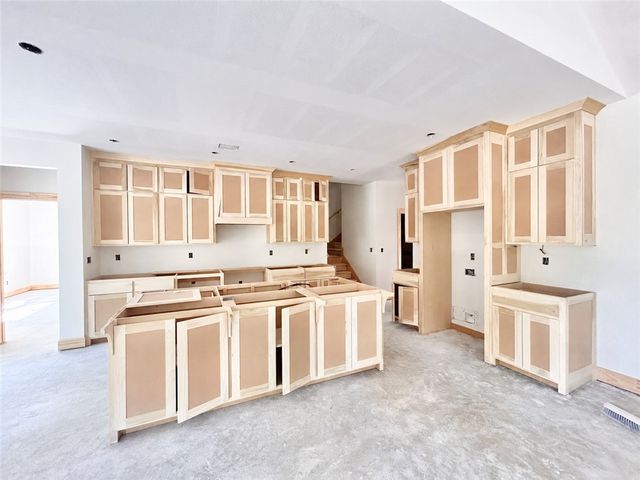 24 Dumfries Circle, Bella Vista, AR 72715