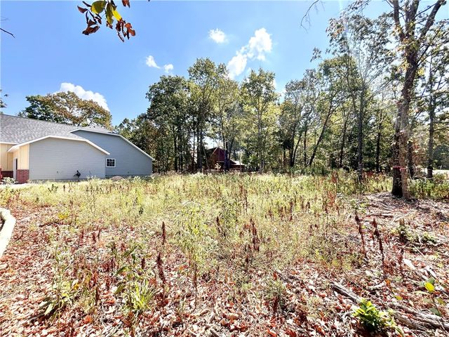 24 Dumfries Circle, Bella Vista, AR 72715
