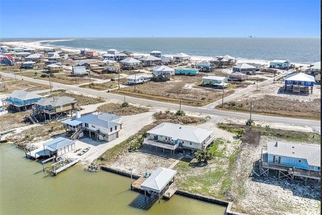 2206 Bienville Boulevard, Dauphin Island, AL 36528
