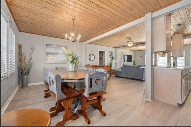 2206 Bienville Boulevard, Dauphin Island, AL 36528