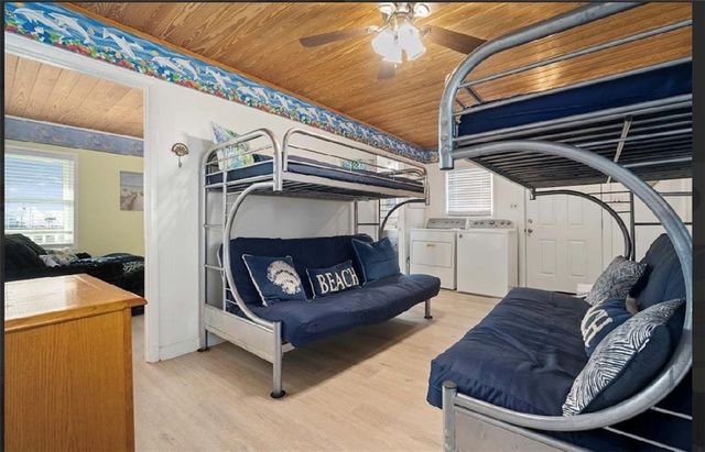 2206 Bienville Boulevard, Dauphin Island, AL 36528