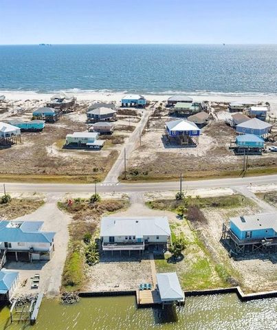 2206 Bienville Boulevard, Dauphin Island, AL 36528