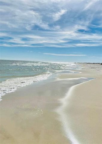 2206 Bienville Boulevard, Dauphin Island, AL 36528