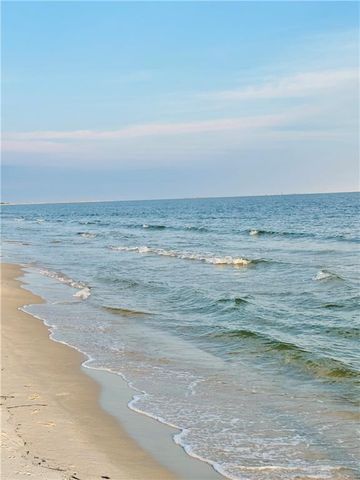 2206 Bienville Boulevard, Dauphin Island, AL 36528