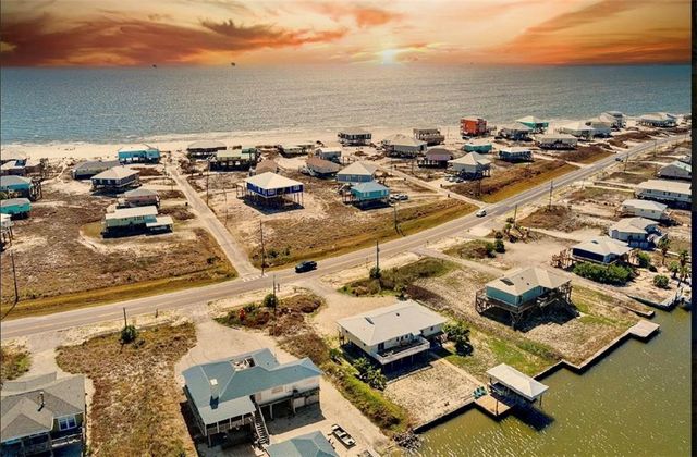 2206 Bienville Boulevard, Dauphin Island, AL 36528