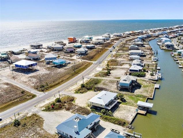 2206 Bienville Boulevard, Dauphin Island, AL 36528