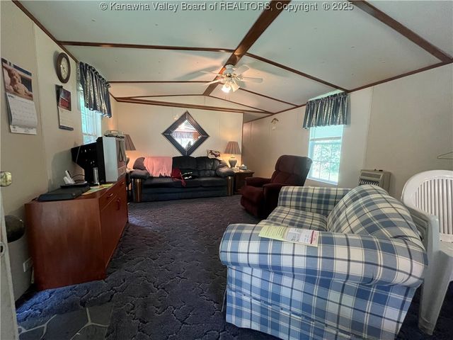 2861 White Pine Road, Kenna, WV 25248