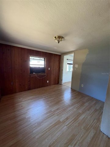 10114 E COLUMBUS DRIVE, Tampa, FL 33619