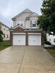 2017 Remington Oaks Circle, Cary, NC 27519