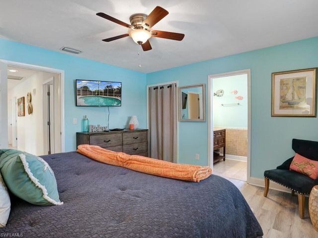 625 97th AVE N, Naples, FL 34108