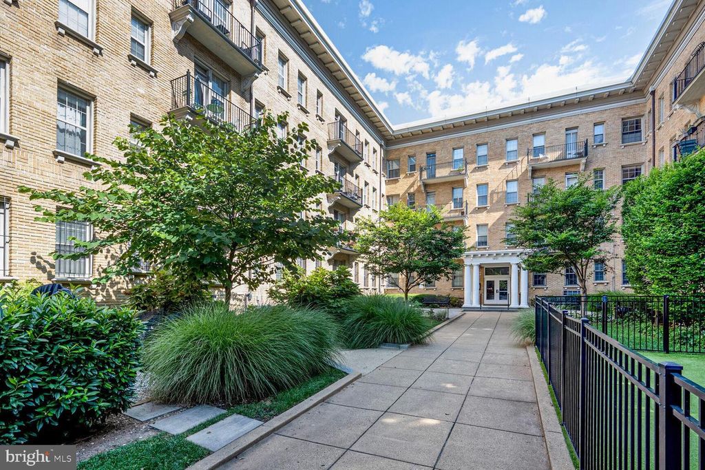 1401 COLUMBIA RD NW #213, Washington, DC 20009