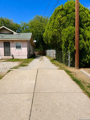 507 Cantrell B, San Antonio, TX 78221