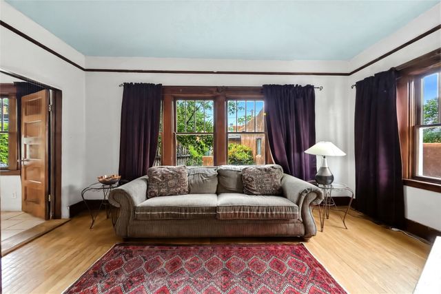 216 E Santa Fe Avenue, Santa Fe, NM 87501