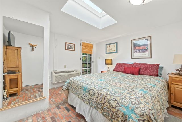 216 E Santa Fe Avenue, Santa Fe, NM 87501