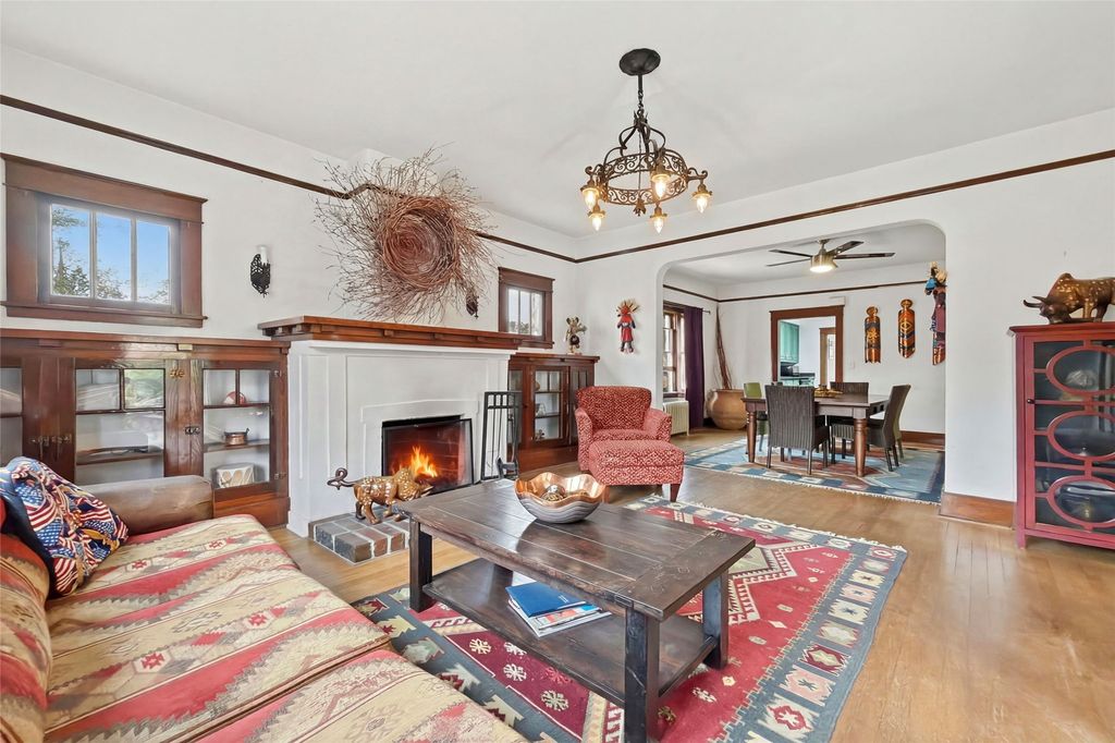 216 E Santa Fe Avenue, Santa Fe, NM 87501