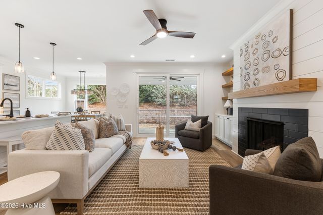 345 Preservation Point Avenue, Wilmington, NC 28401