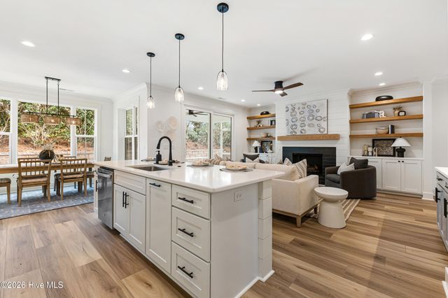 345 Preservation Point Avenue, Wilmington, NC 28401