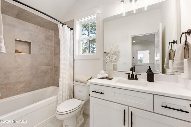 345 Preservation Point Avenue, Wilmington, NC 28401