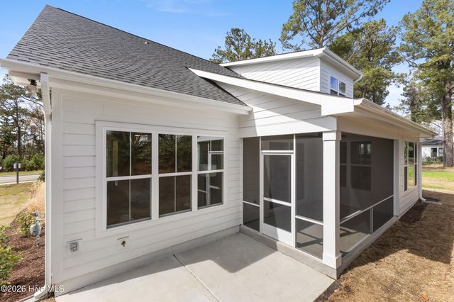 345 Preservation Point Avenue, Wilmington, NC 28401
