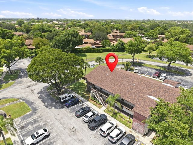 6040 Shakerwood Cir 201, Tamarac, FL 33319