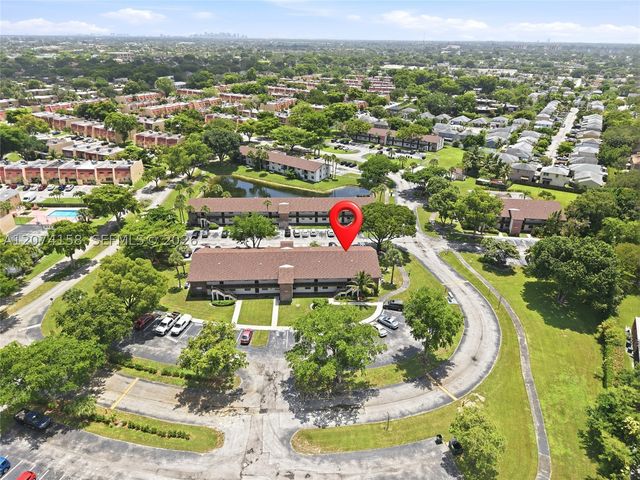6040 Shakerwood Cir 201, Tamarac, FL 33319