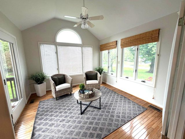 8 BAYBERRY CLOSE, Newark, DE 19711