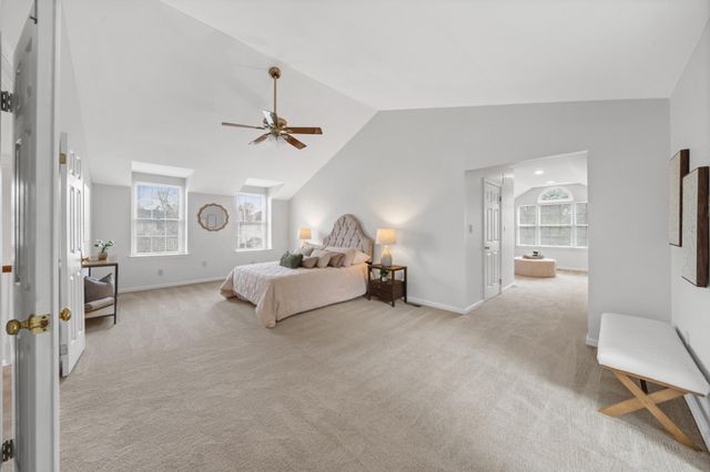 8 BAYBERRY CLOSE, Newark, DE 19711
