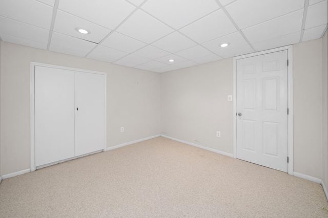 8 BAYBERRY CLOSE, Newark, DE 19711