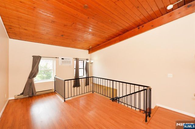 50 May Street 112, Hawthorne, NJ 07506