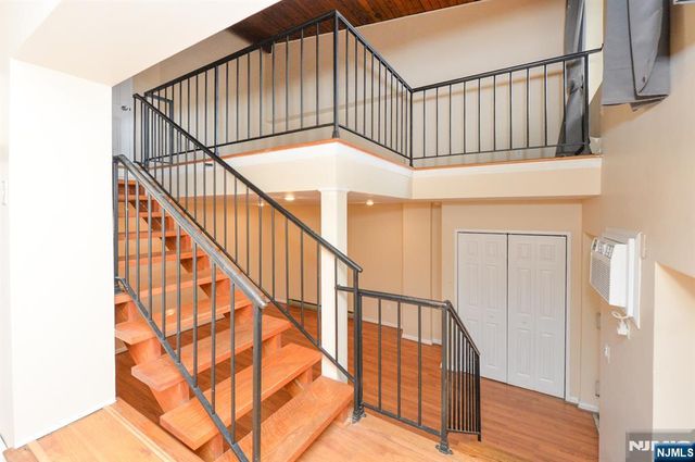 50 May Street 112, Hawthorne, NJ 07506