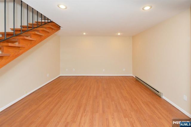 50 May Street 112, Hawthorne, NJ 07506