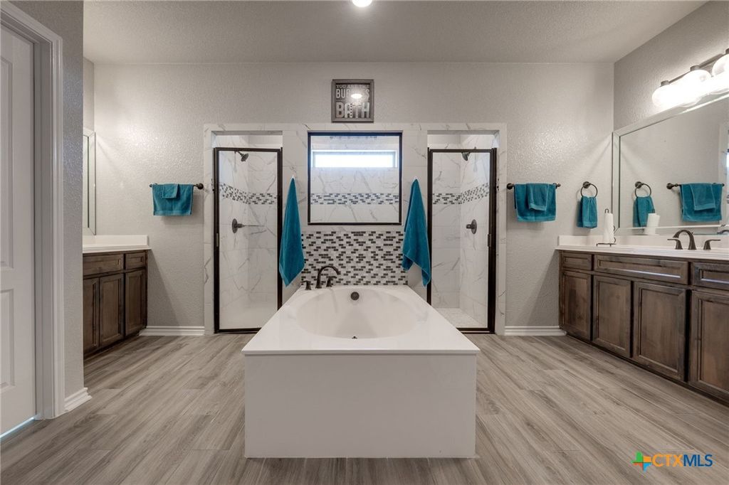 Image 18 of property listing at 7602 Iridium Drive, Killeen, TX 76542