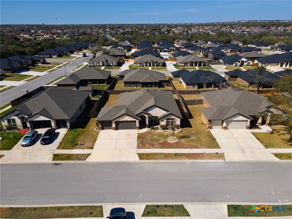 Image 37 of property listing at 7602 Iridium Drive, Killeen, TX 76542