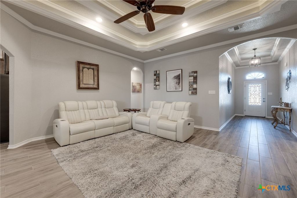 Image 5 of property listing at 7602 Iridium Drive, Killeen, TX 76542