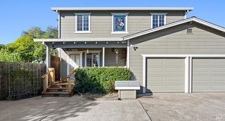 2595 Hardies Ln, Santa Rosa, CA 95403