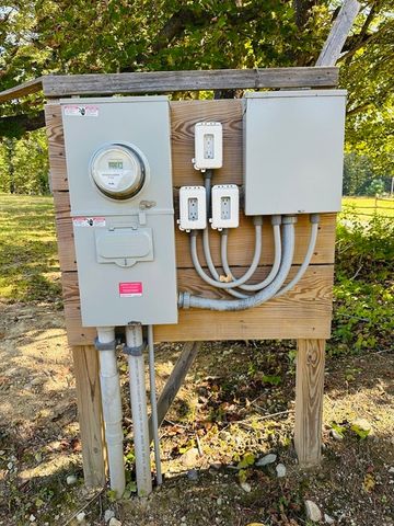 88 Maple Street, Hamilton, MA 01982