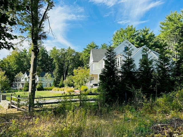 88 Maple Street, Hamilton, MA 01982