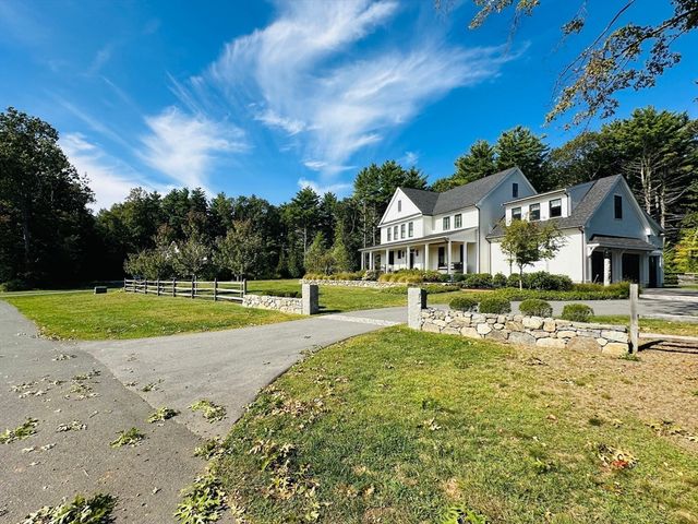 88 Maple Street, Hamilton, MA 01982